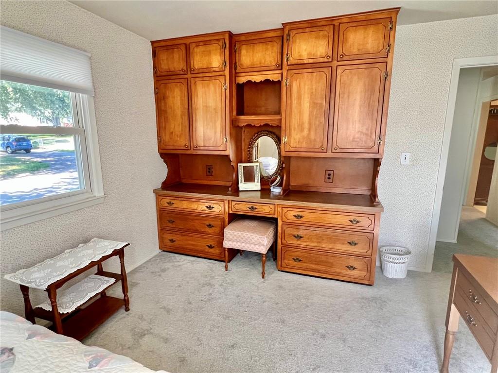 3913 S Spring Street Property Photo 16