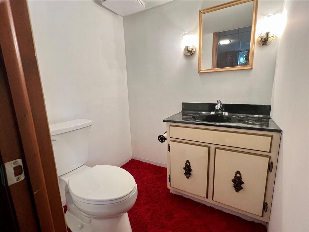 3913 S Spring Street Property Photo 18