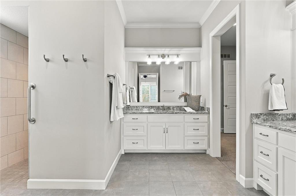 9341 Linden Reserve Drive Property Photo 27
