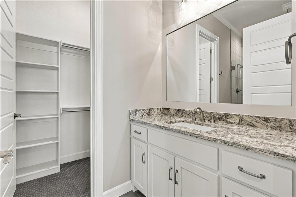9341 Linden Reserve Drive Property Photo 30