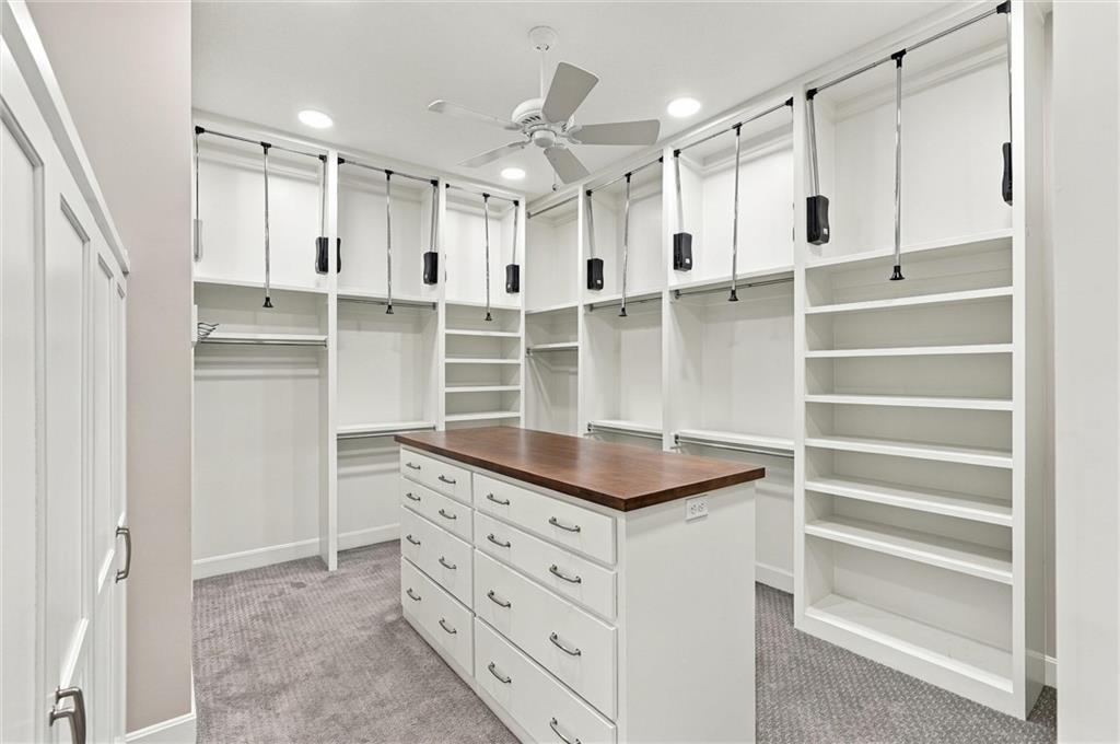 9341 Linden Reserve Drive Property Photo 32