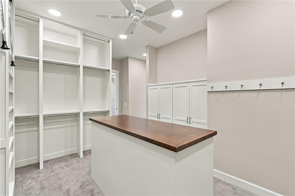 9341 Linden Reserve Drive Property Photo 33