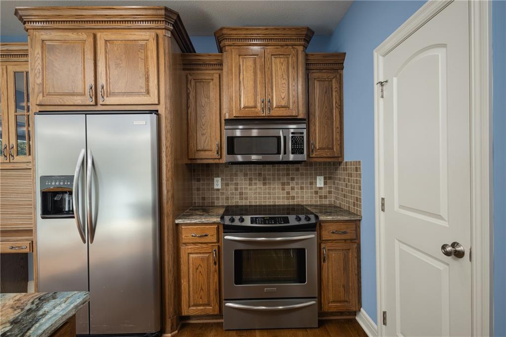 907 Order No. 11 N/a Property Photo 17