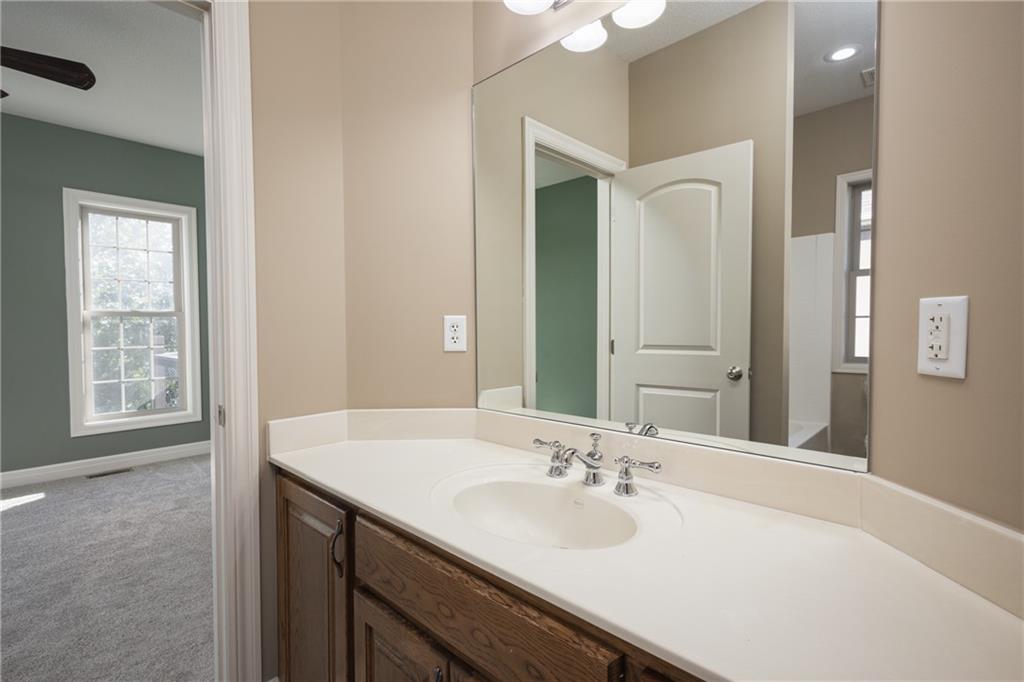 907 Order No. 11 N/a Property Photo 30
