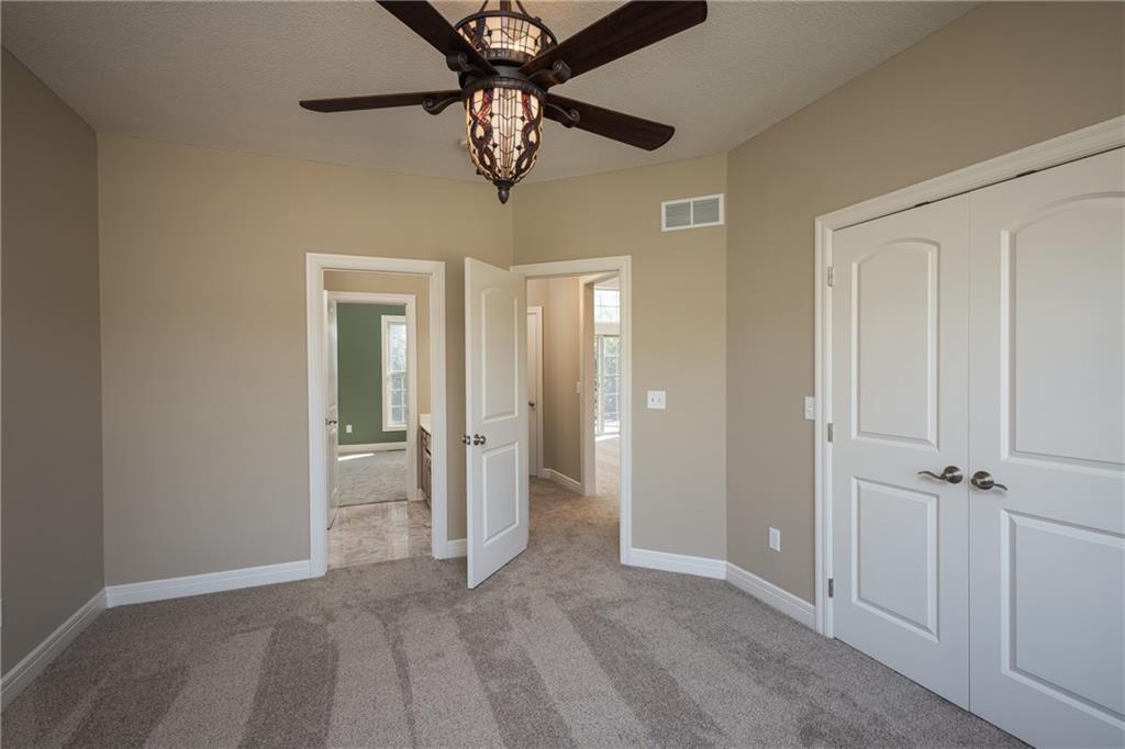 907 Order No. 11 N/a Property Photo 32