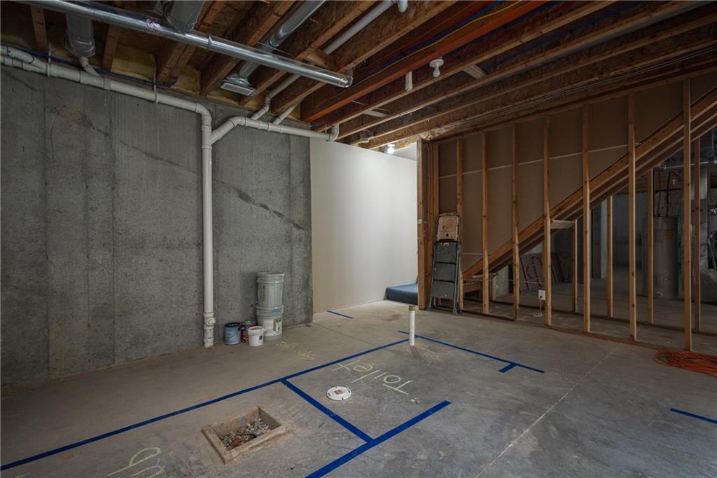 907 Order No. 11 N/a Property Photo 34