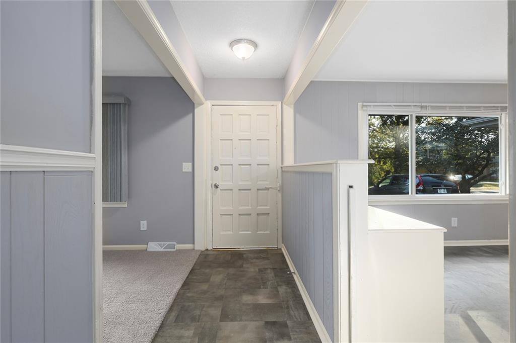 13248 Manchester Avenue Property Photo 6