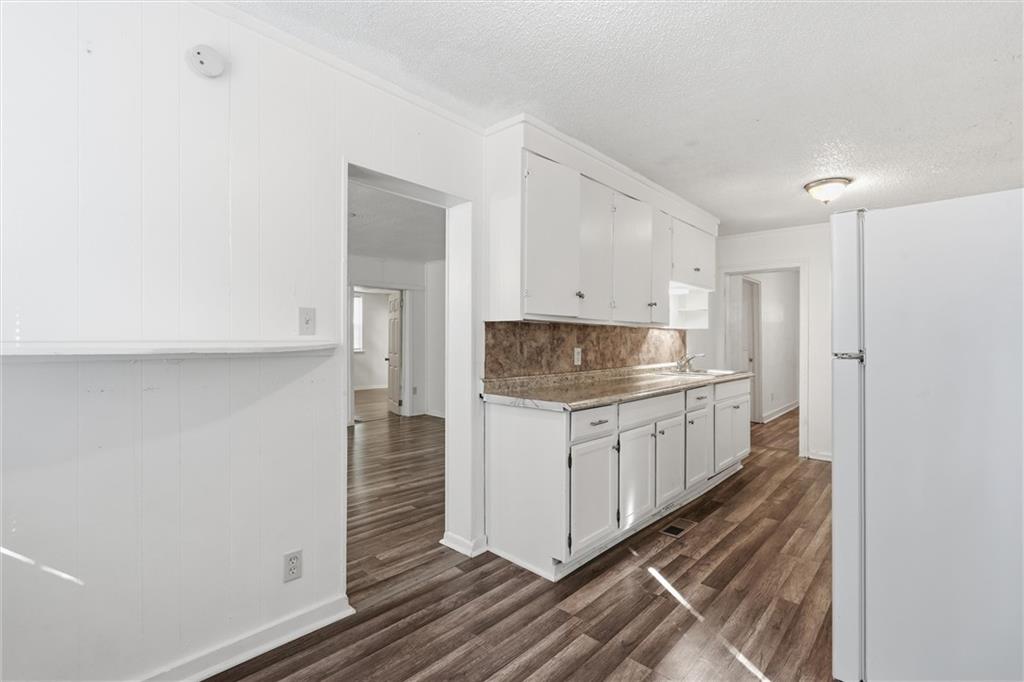 838 Ottawa Street Property Photo 10
