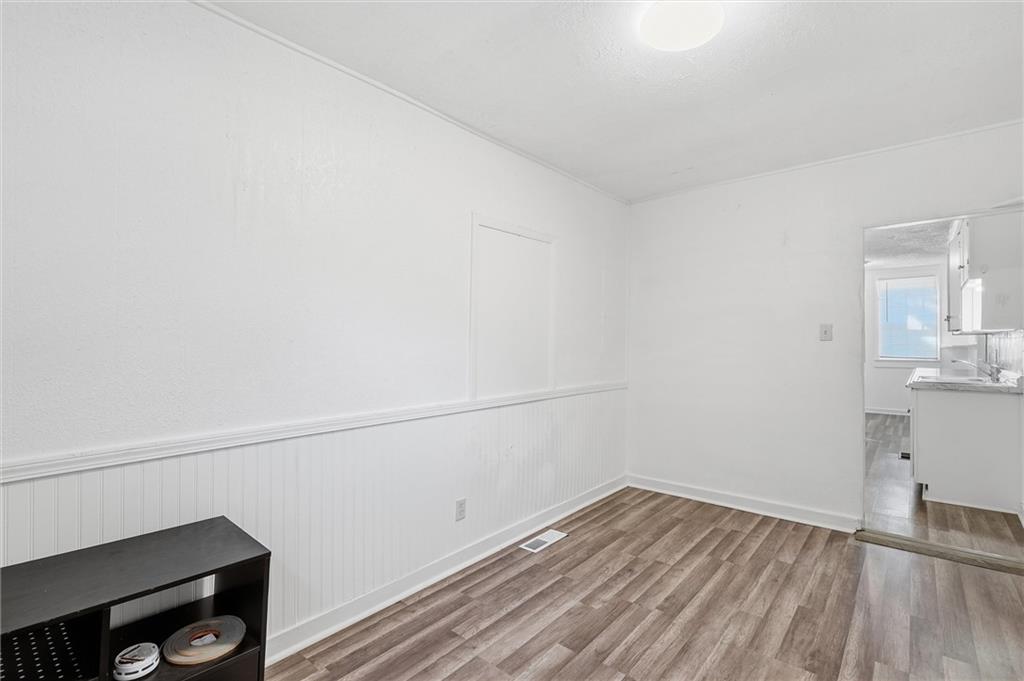 838 Ottawa Street Property Photo 14