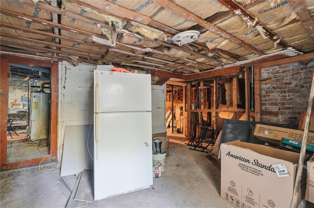 838 Ottawa Street Property Photo 23