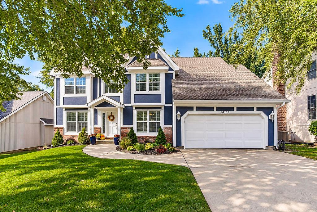 16110 W 82nd Place Property Photo 1