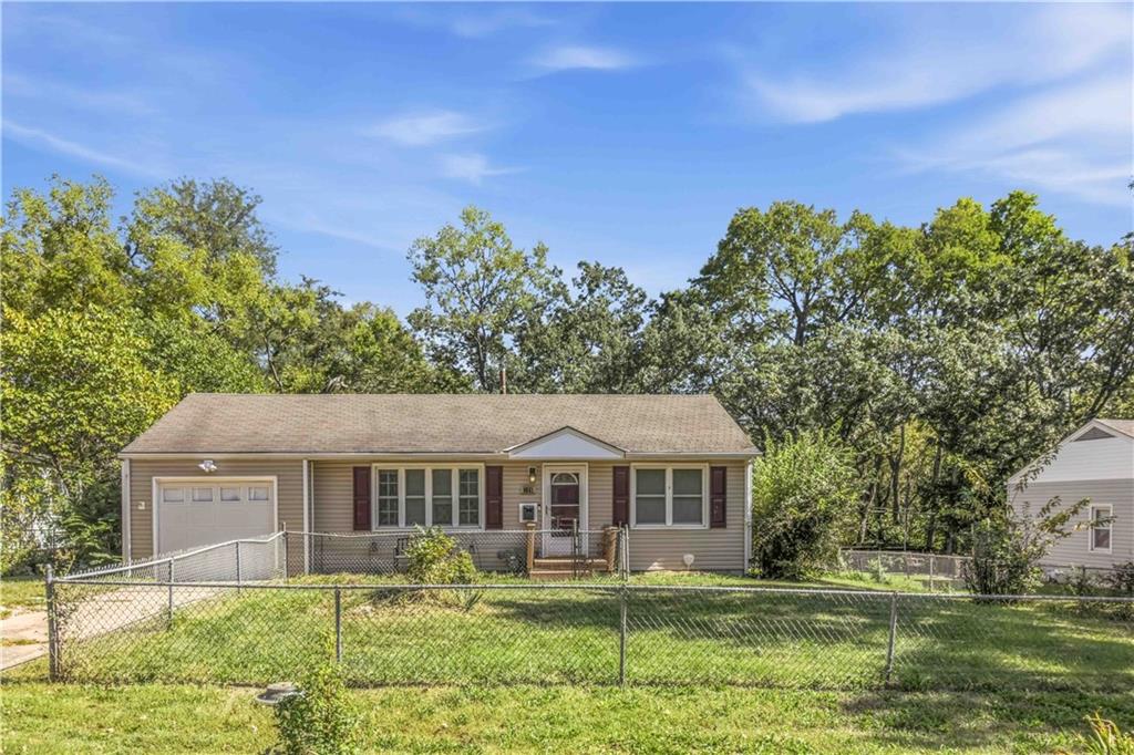 9643 Mcgee Street Property Photo 2