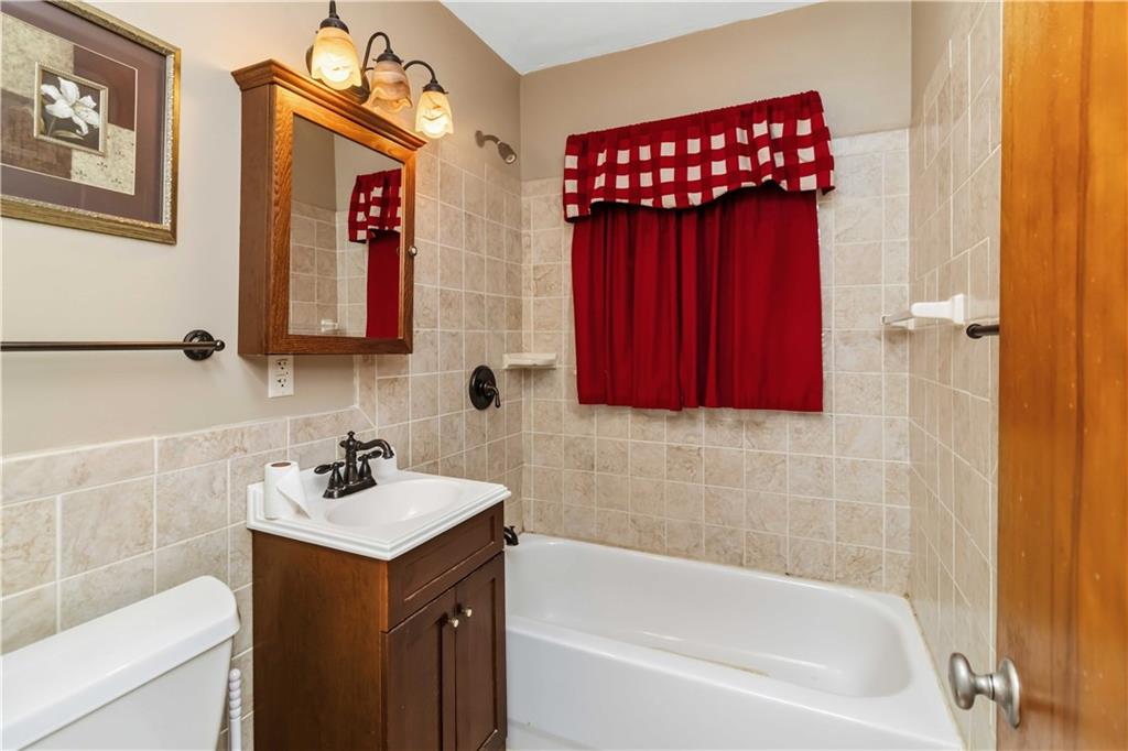 9643 Mcgee Street Property Photo 10