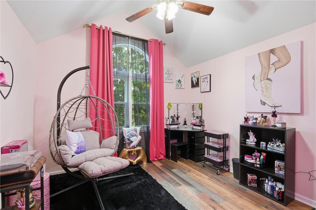 1516 Wrangler Way Property Photo 21