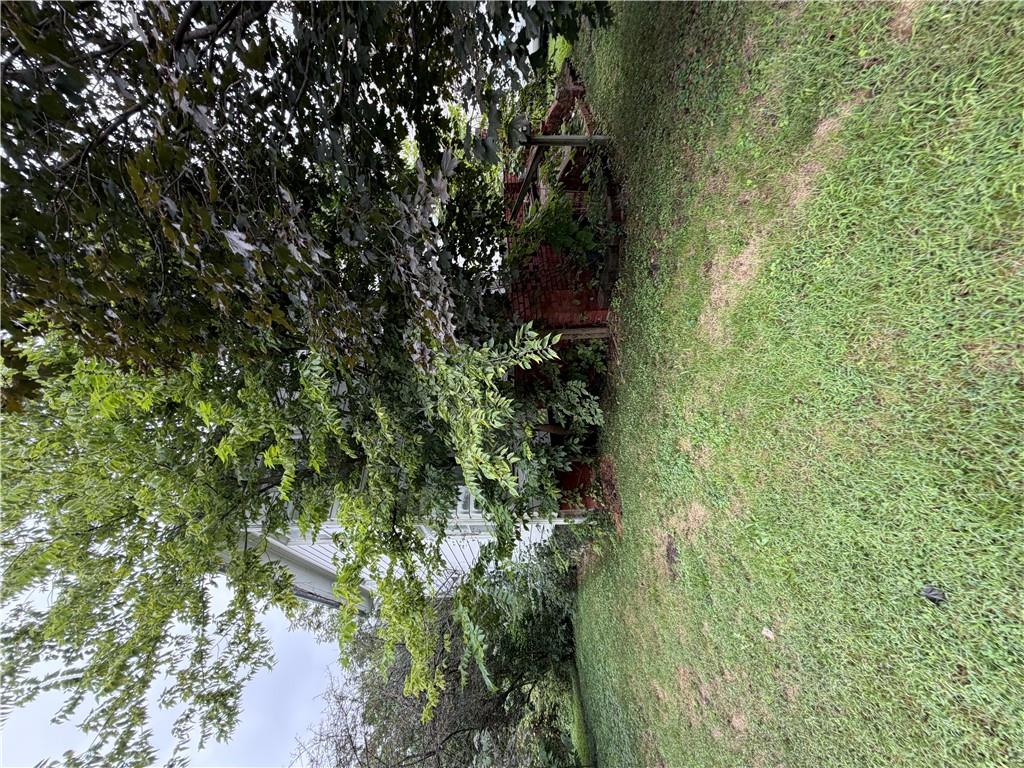 525 W 1st Street Property Photo 6