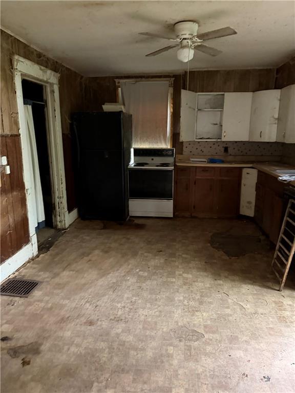 525 W 1st Street Property Photo 17
