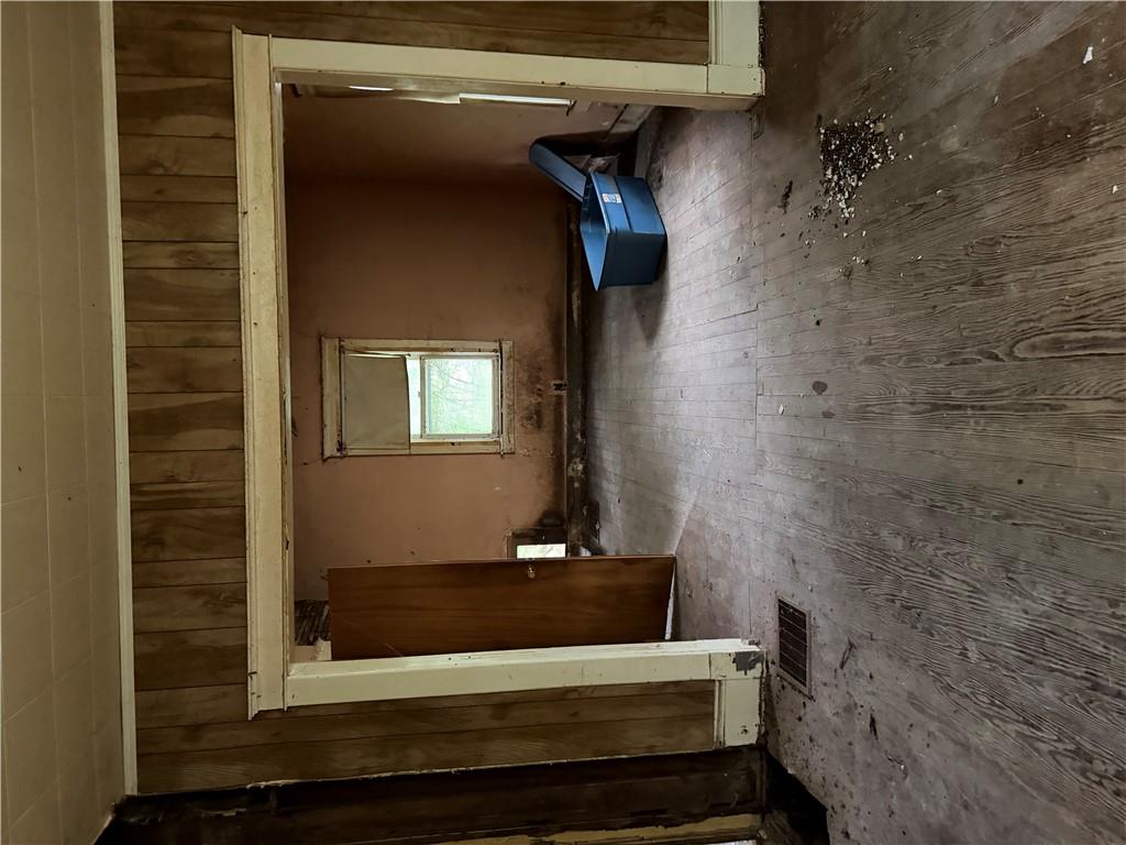 525 W 1st Street Property Photo 19
