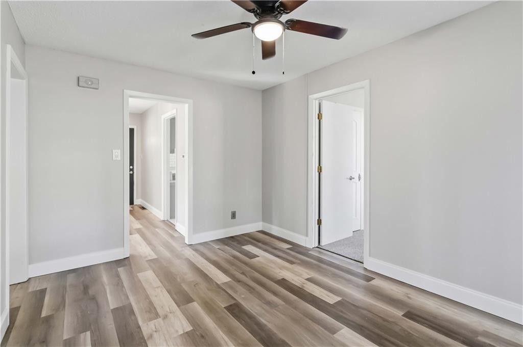 300 W Missouri Avenue Property Photo 11
