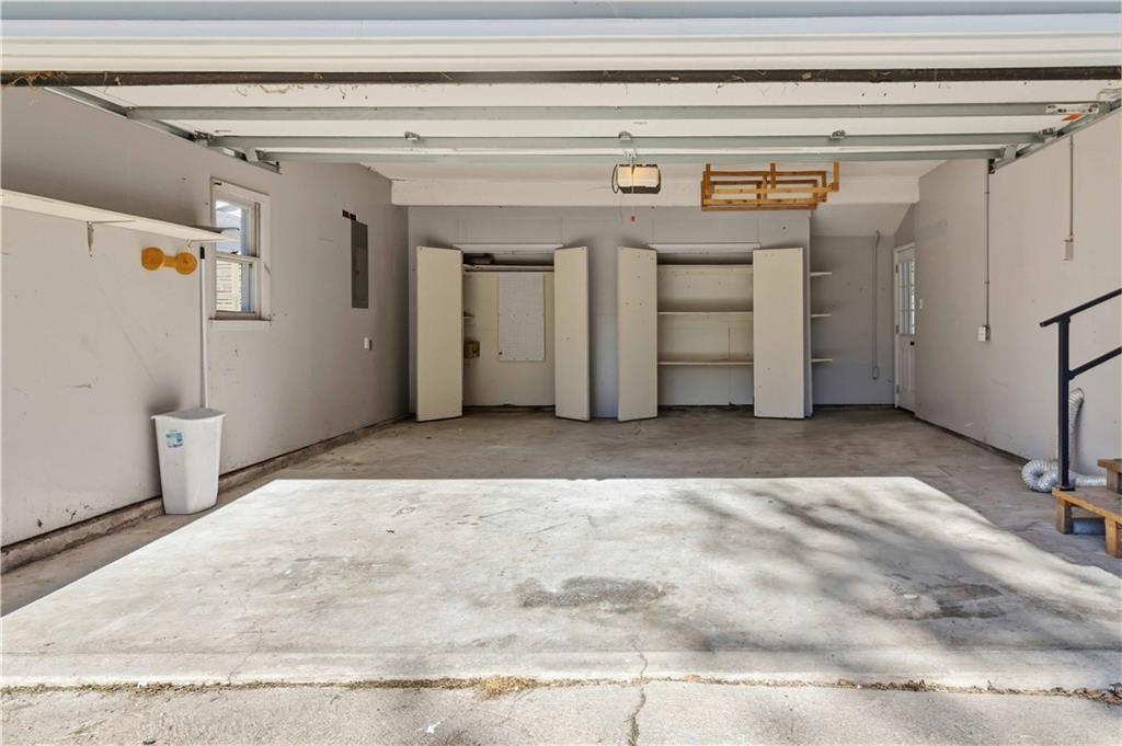 300 W Missouri Avenue Property Photo 19