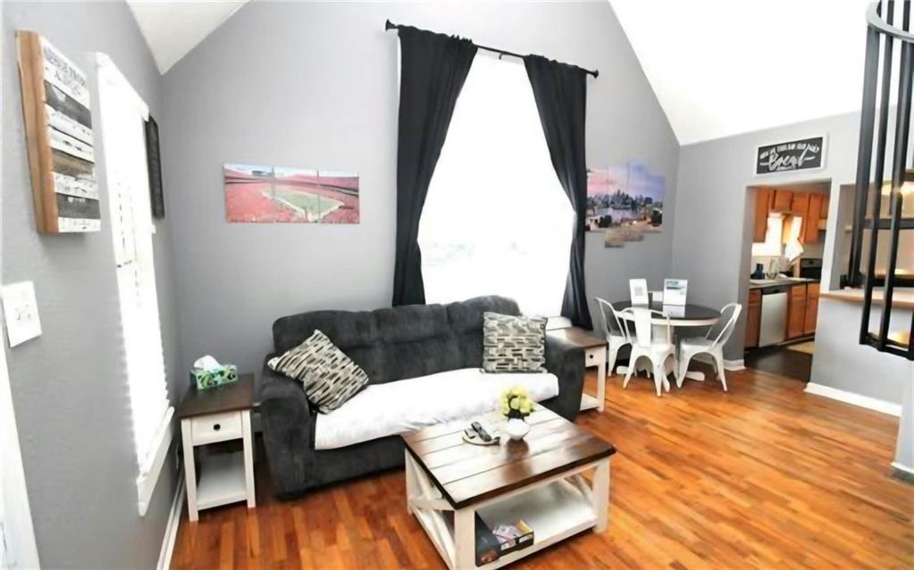 36 Logan Street Property Photo 4