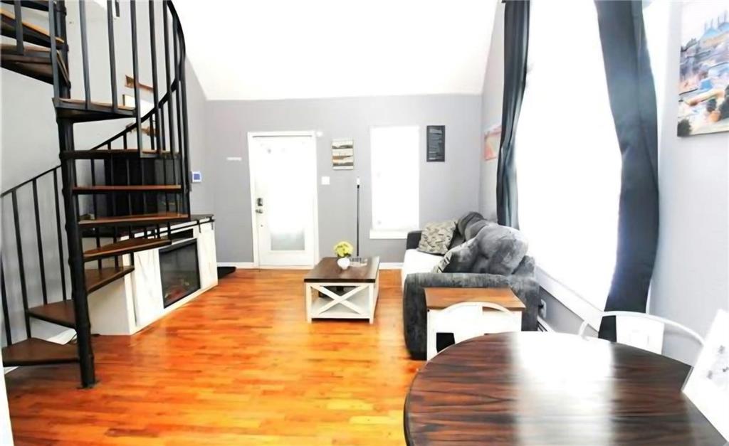 36 Logan Street Property Photo 5