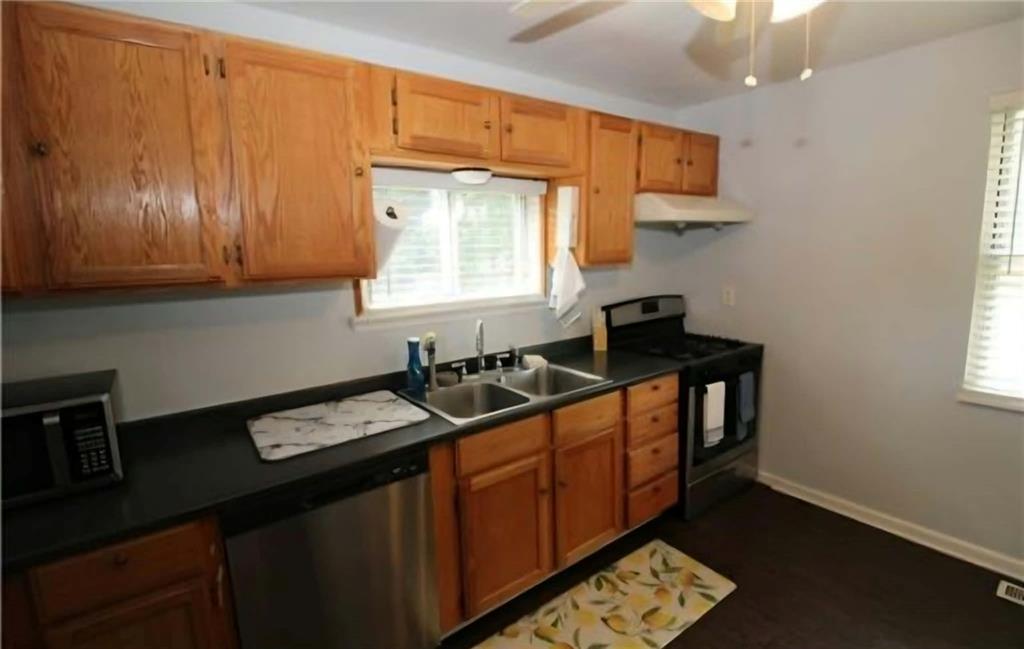 36 Logan Street Property Photo 8