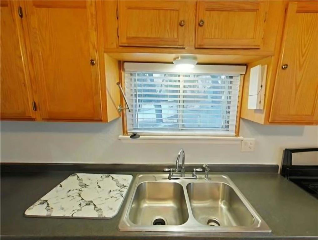 36 Logan Street Property Photo 11