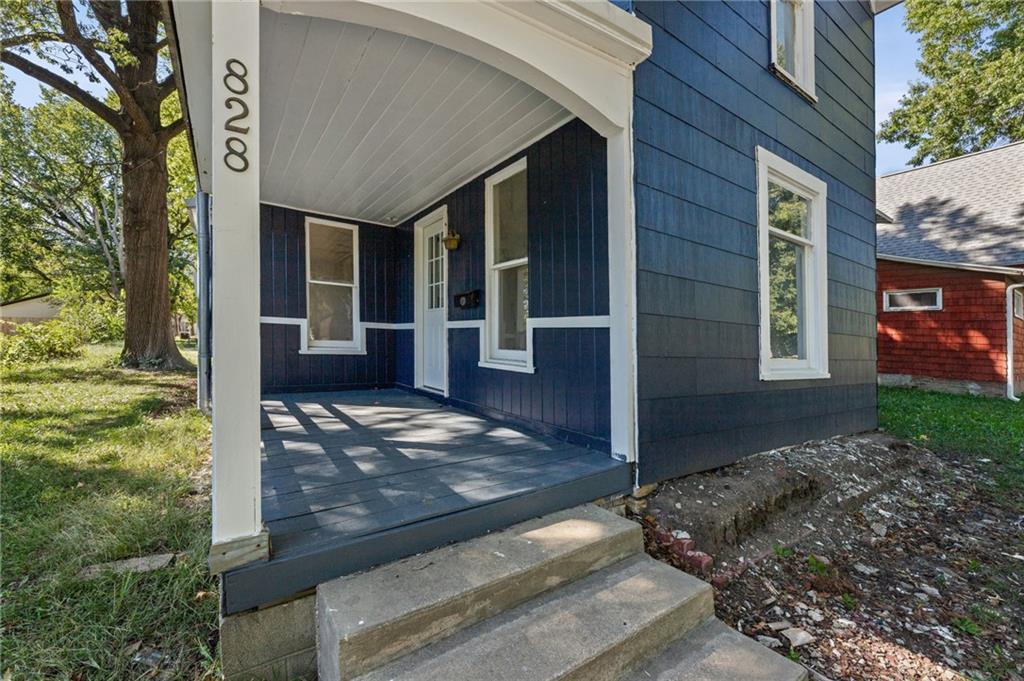 828 N Jefferson Avenue Property Photo 2