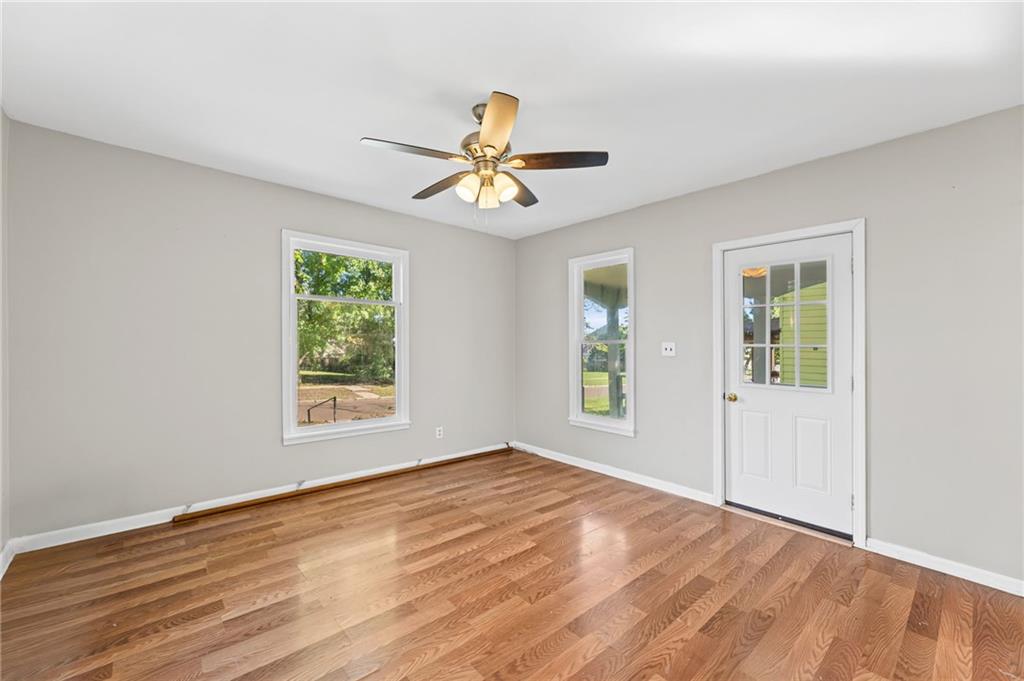 828 N Jefferson Avenue Property Photo 3