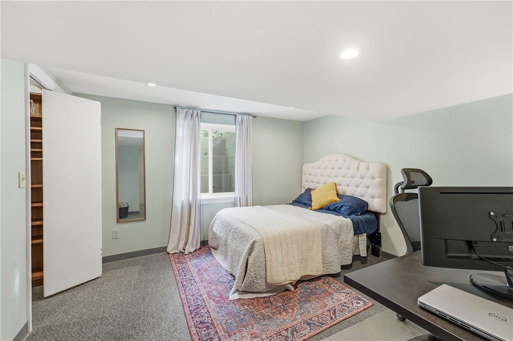 5522 Linden Street Property Photo 18
