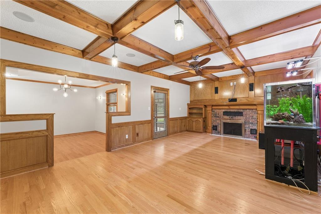 617 W Maple Street Property Photo 8