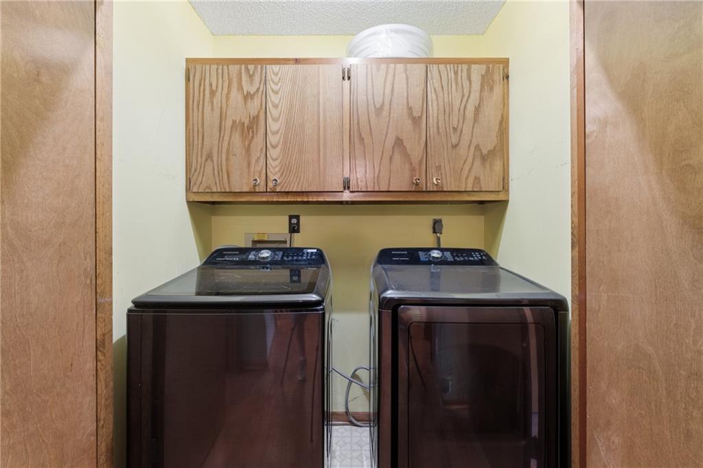 617 W Maple Street Property Photo 41