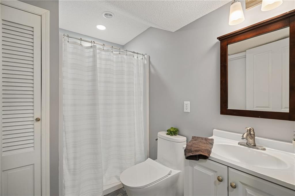 19794 W 107th Street Property Photo 36