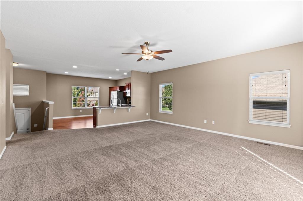 11035 N Jefferson Street Property Photo 5