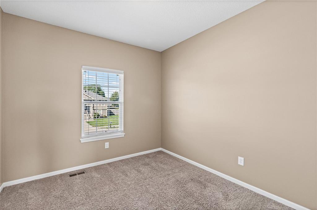 11035 N Jefferson Street Property Photo 20