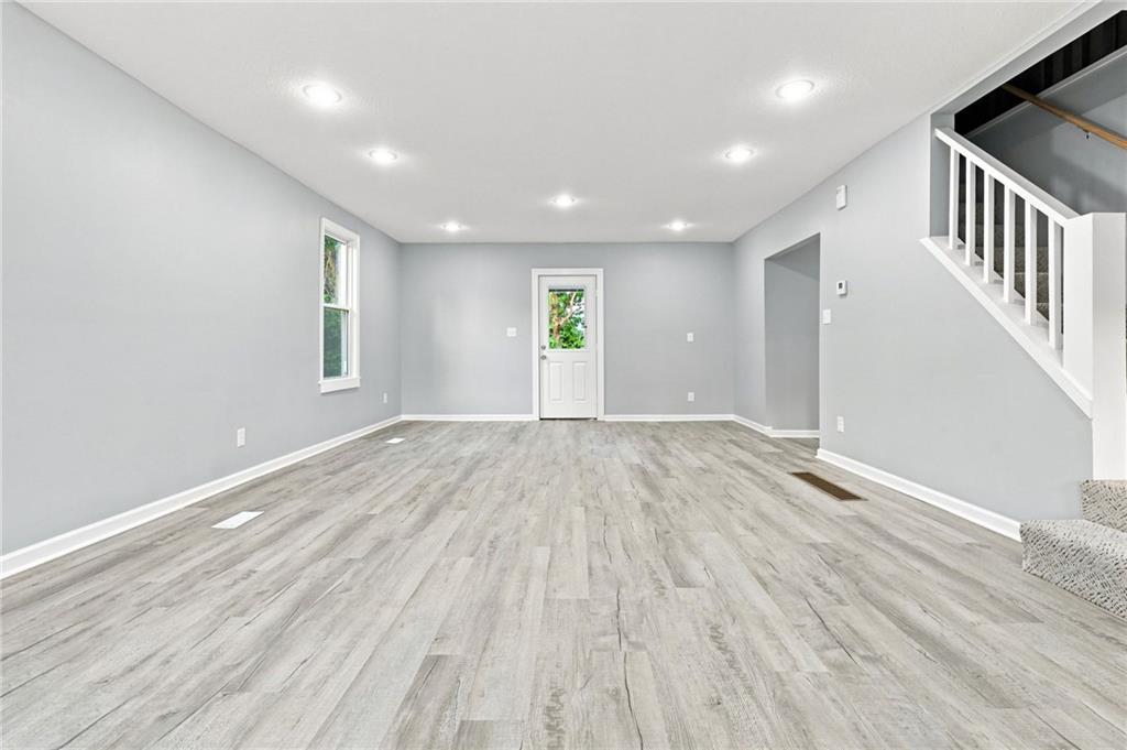 2421 N 72nd Street Property Photo 5