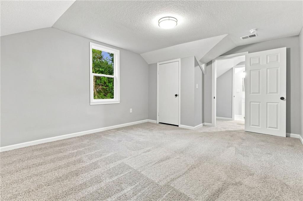 2421 N 72nd Street Property Photo 19