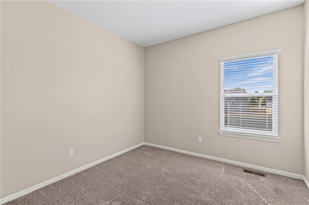 26169 W 141st Terrace Property Photo 15