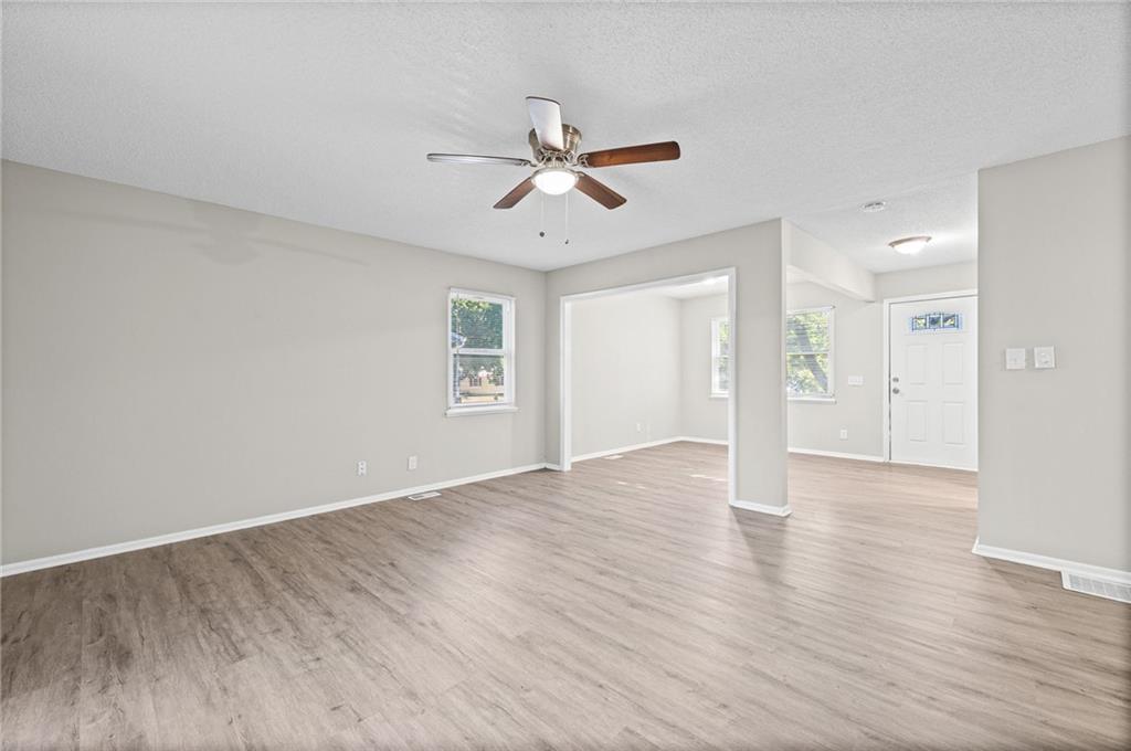 2200 Aqueduct Place Property Photo 8