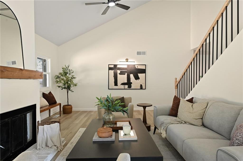 6603 Earnshaw Street Property Photo 7