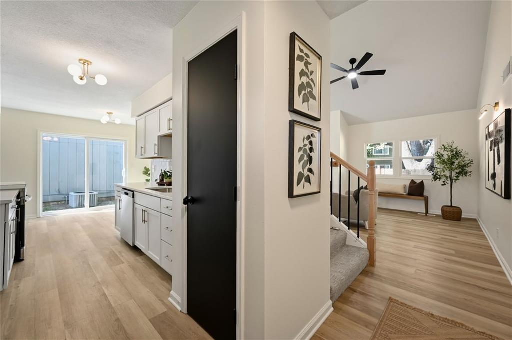 6603 Earnshaw Street Property Photo 11