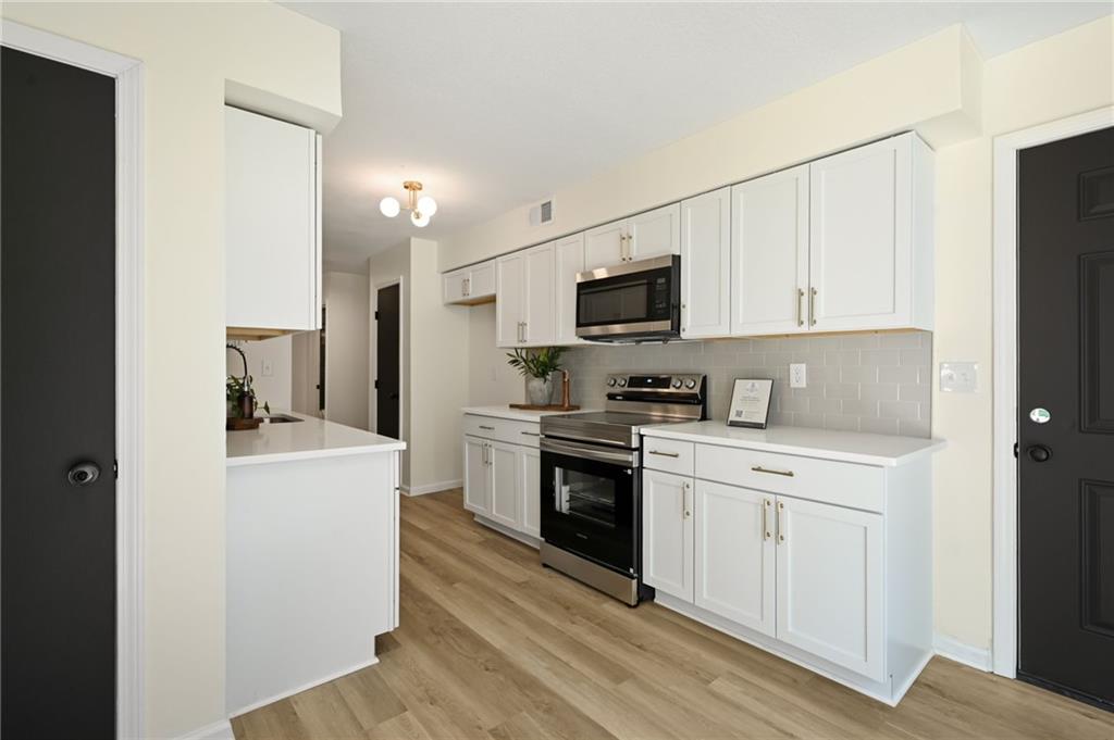 6603 Earnshaw Street Property Photo 14