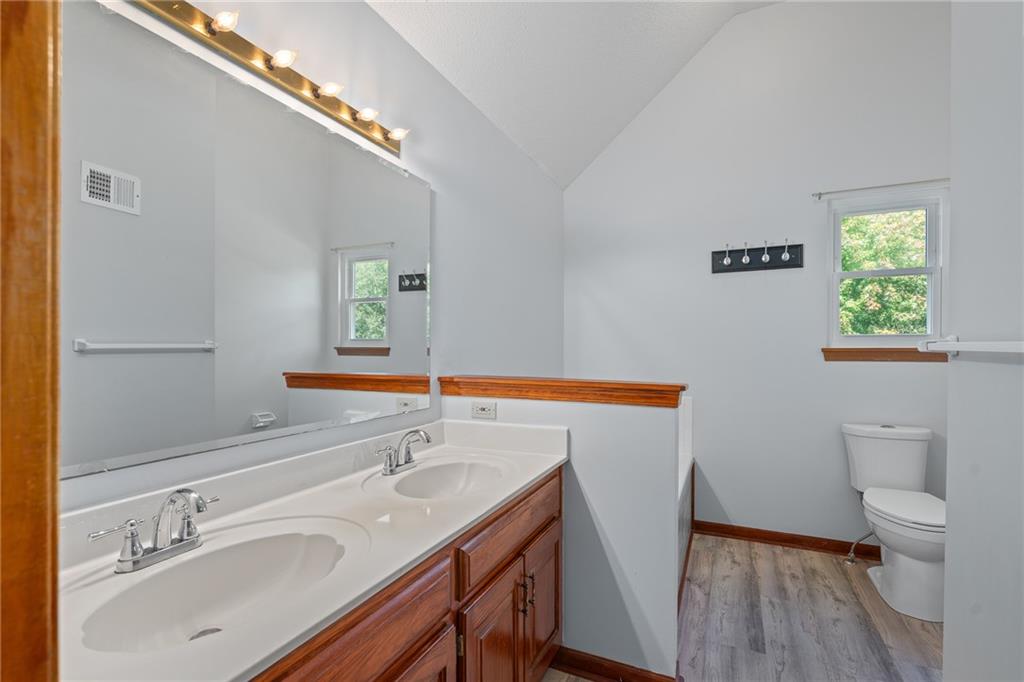 7702 W 155th Street Property Photo 21