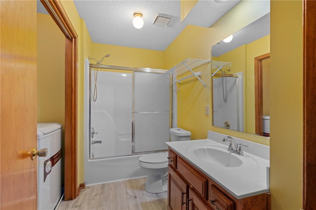 7702 W 155th Street Property Photo 25