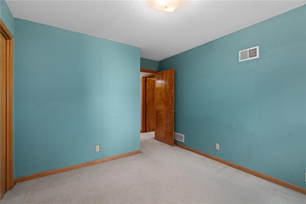 7702 W 155th Street Property Photo 28