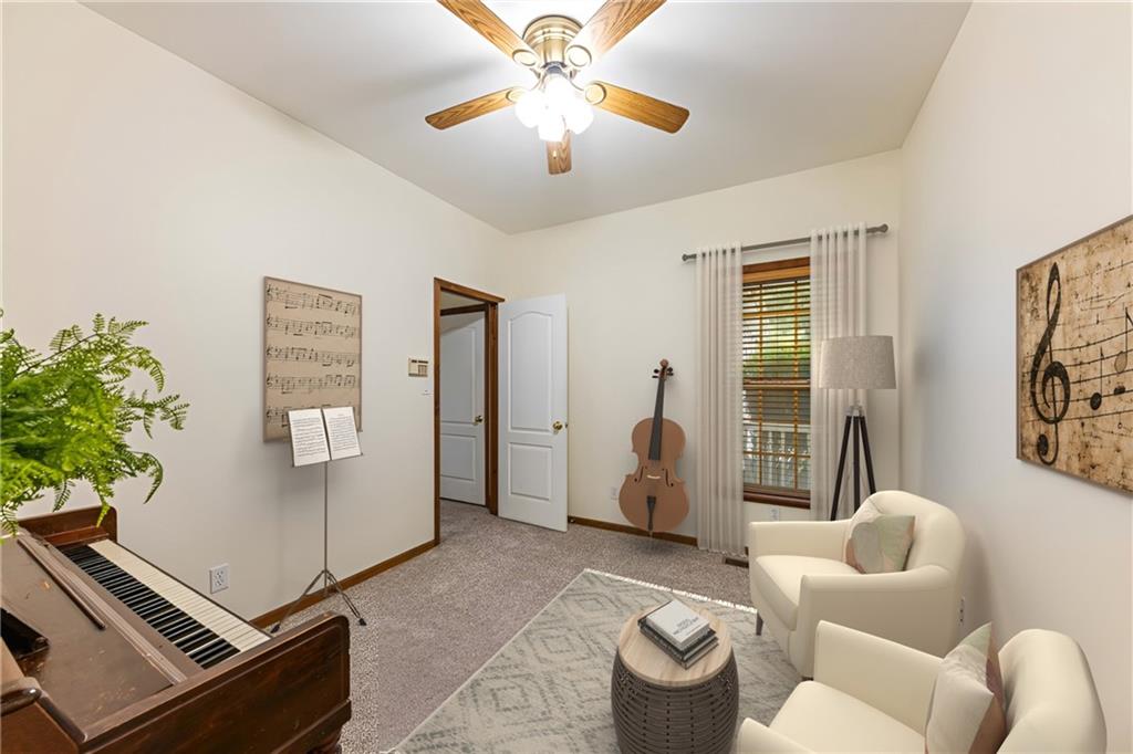 15036 Hillside Road Property Photo 11