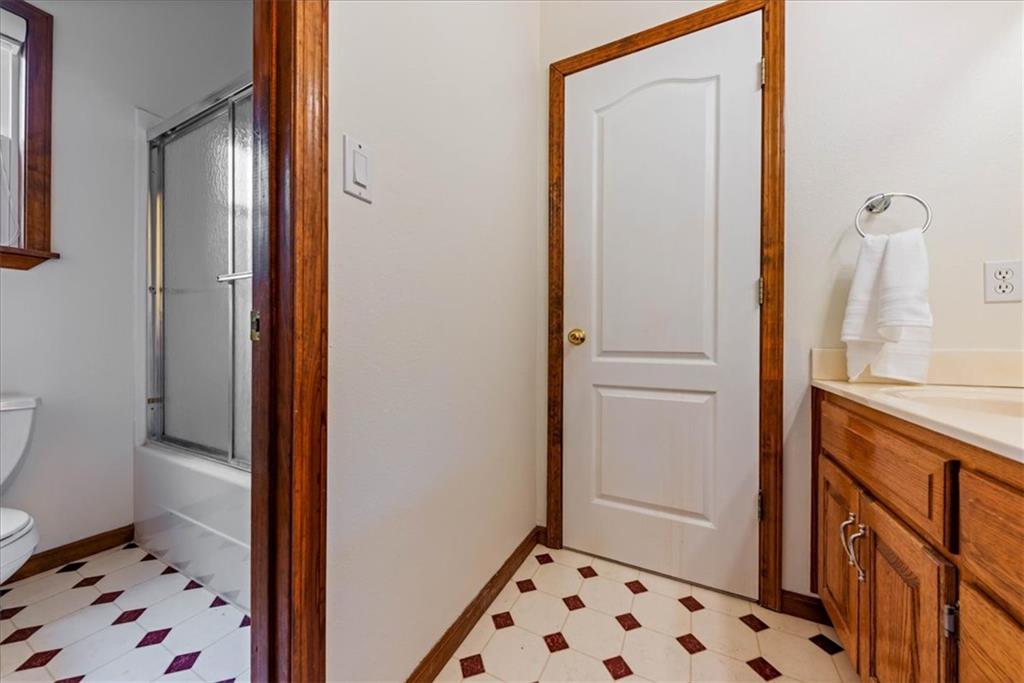 15036 Hillside Road Property Photo 23