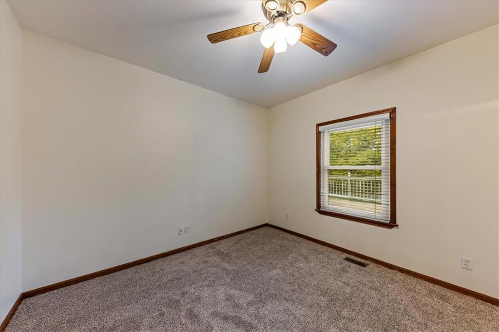 15036 Hillside Road Property Photo 28