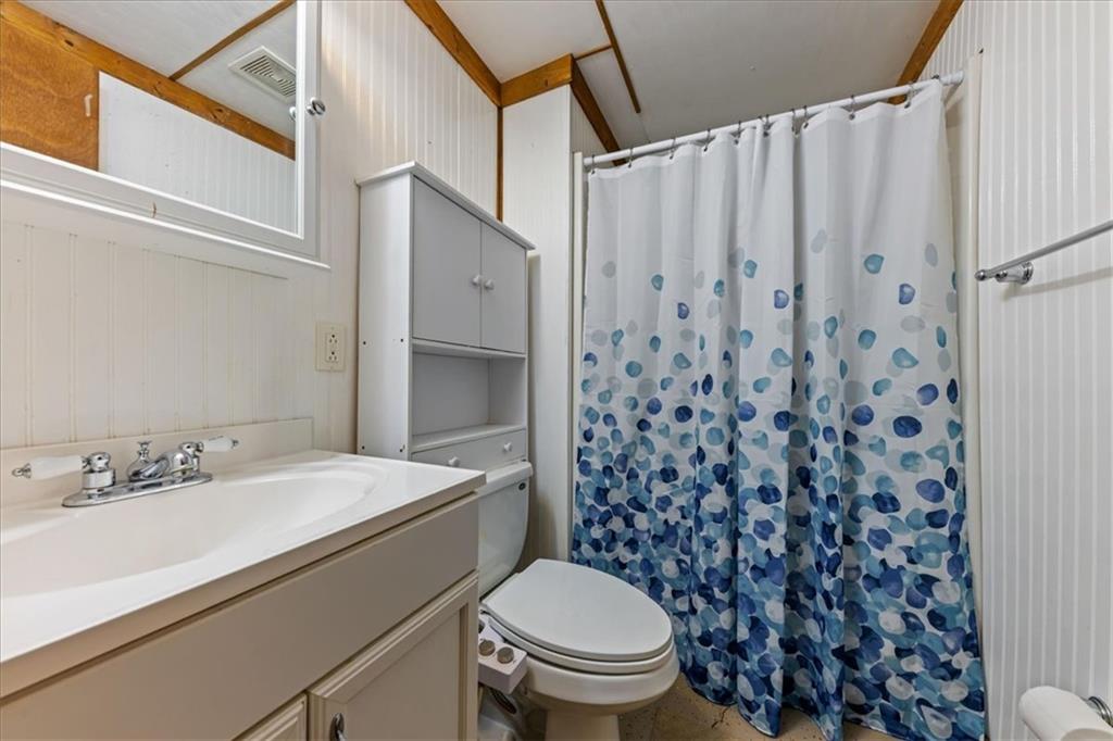 15036 Hillside Road Property Photo 34