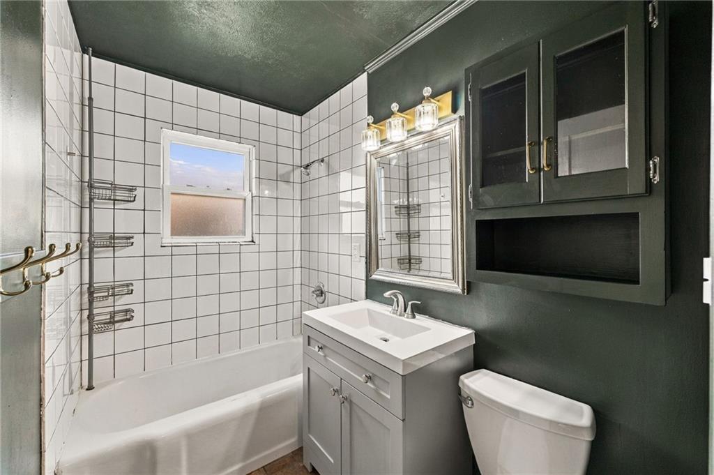 8200 Summit Street Property Photo 35